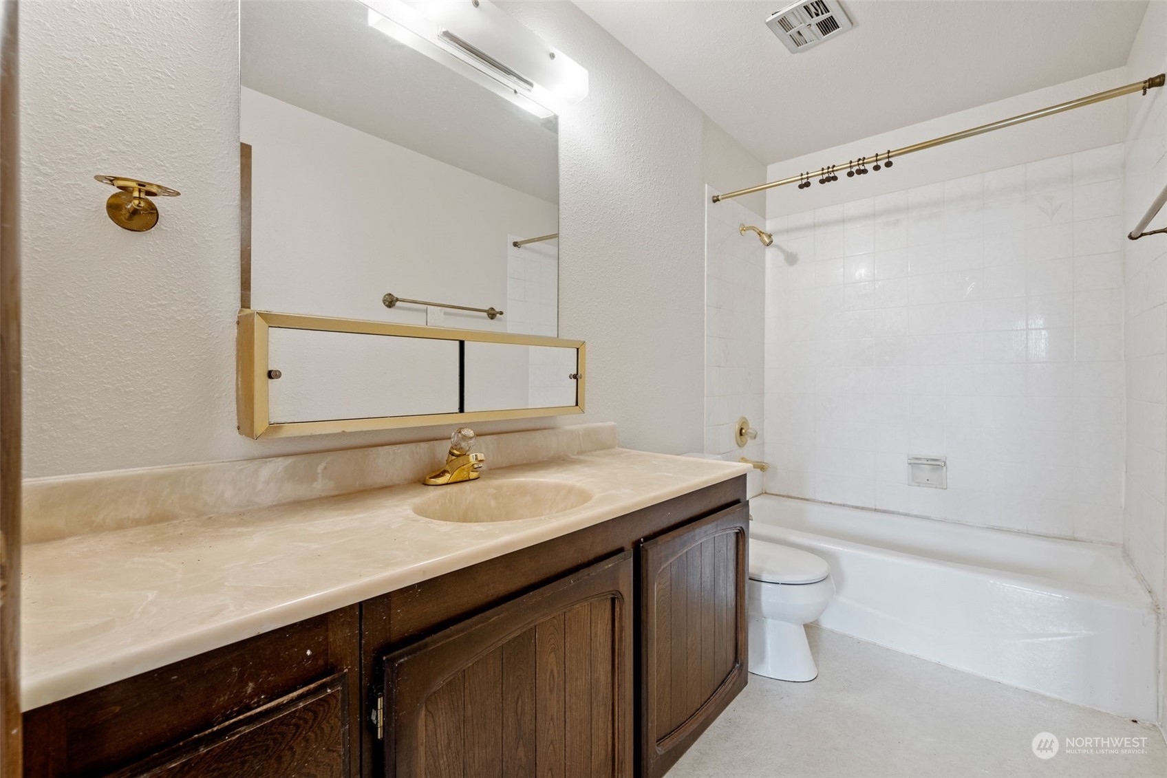 8802 Colgate Drive W