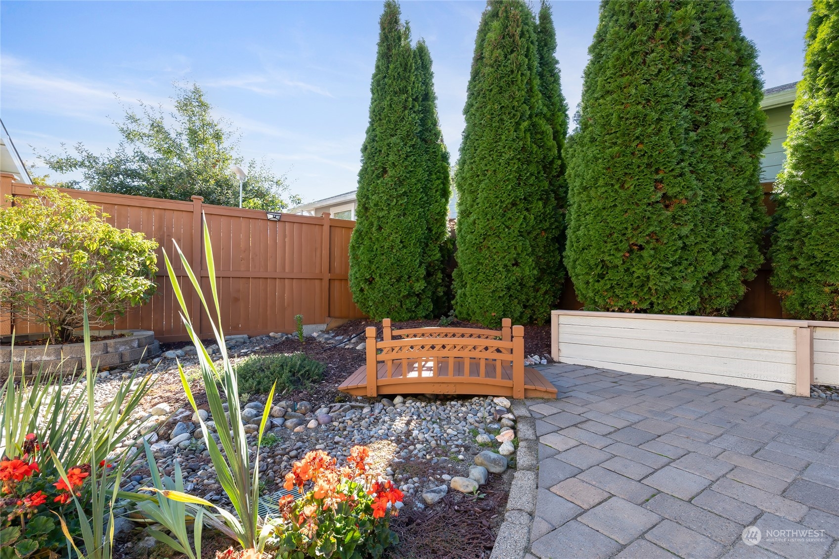 4995 Spokane Street NE