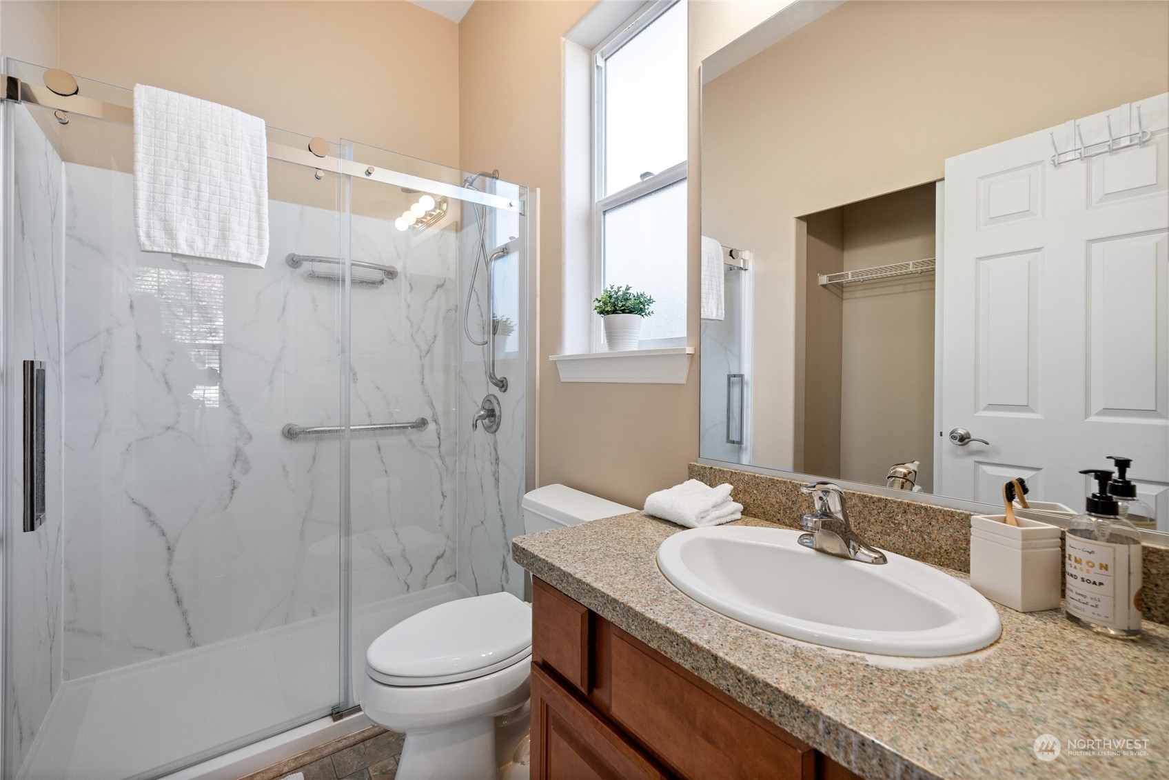 4995 Spokane Street NE