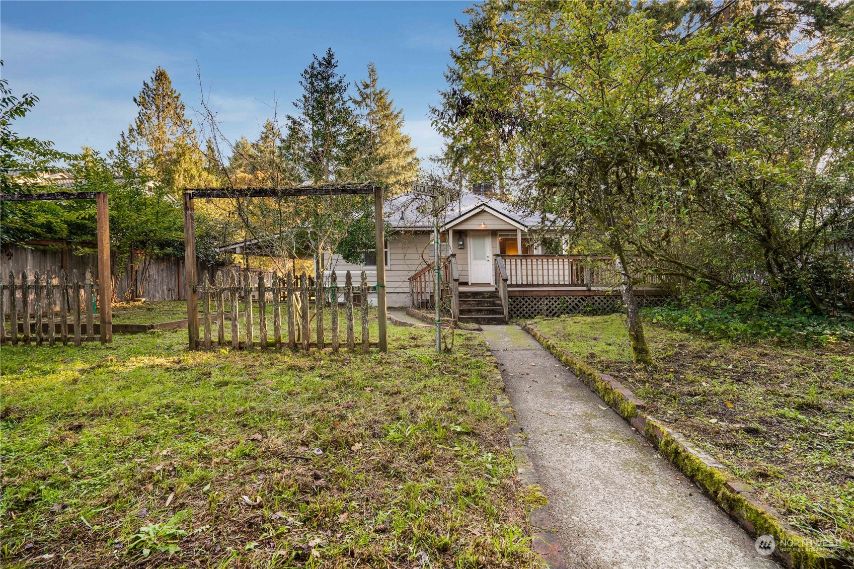 9026 Waverly Drive SW, -1900