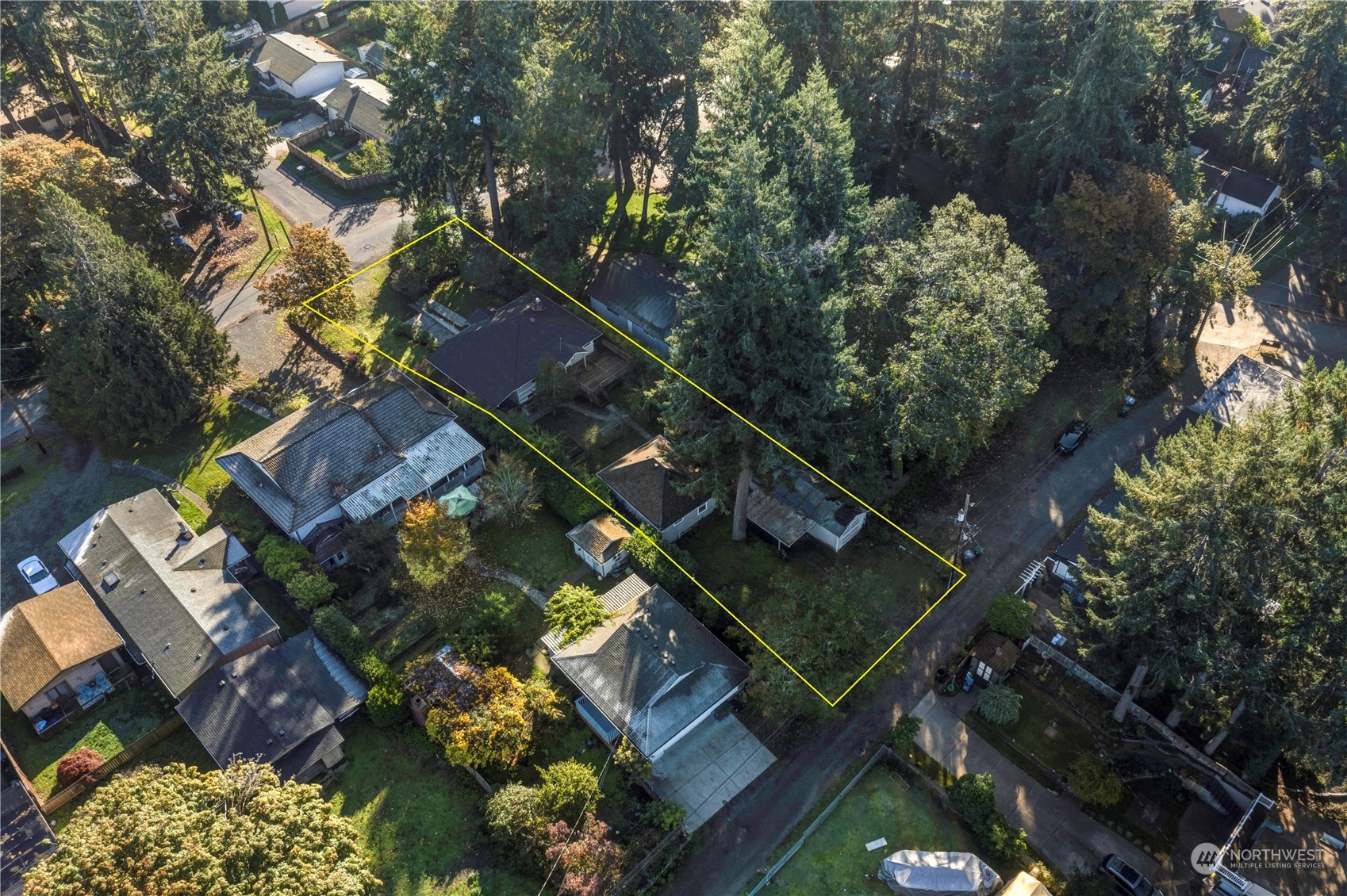 9026 Waverly Drive SW, -1900