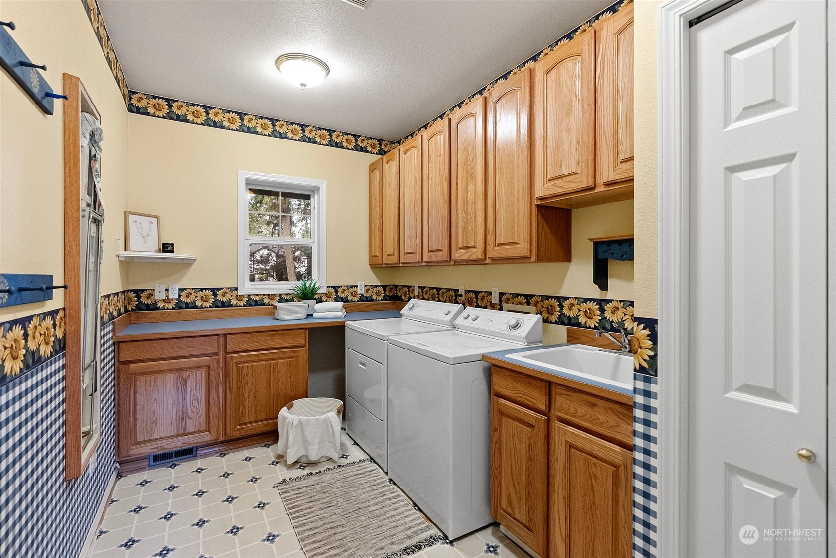 17011 126th Avenue E