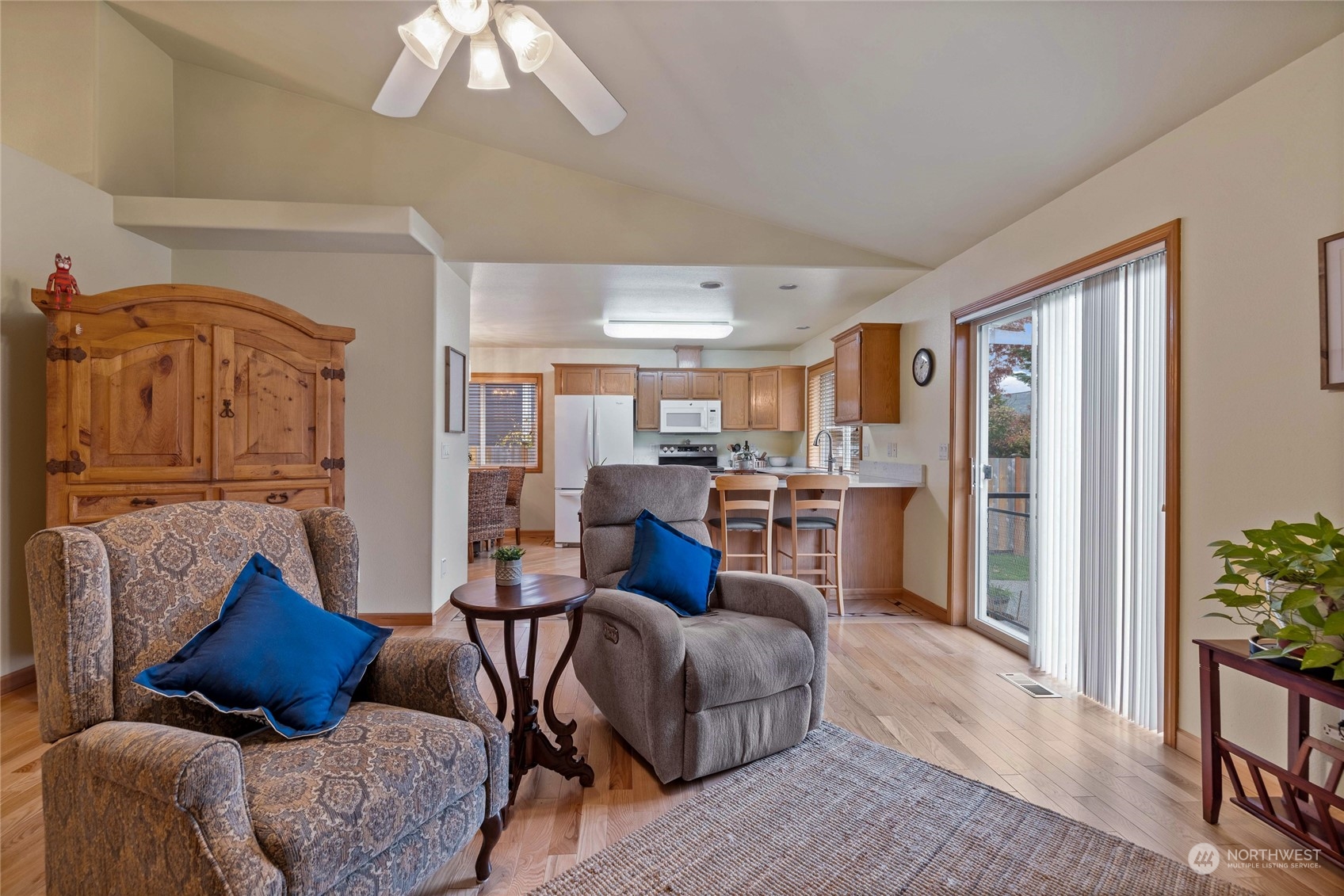 1103 21st Street Pl NW