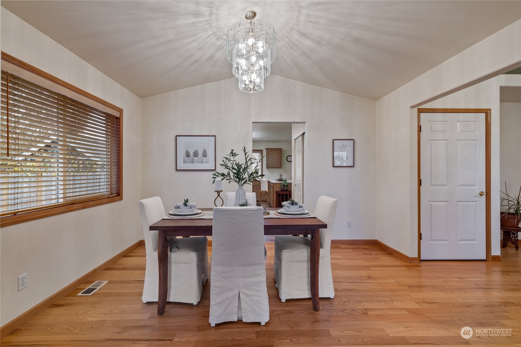 1103 21st Street Pl NW