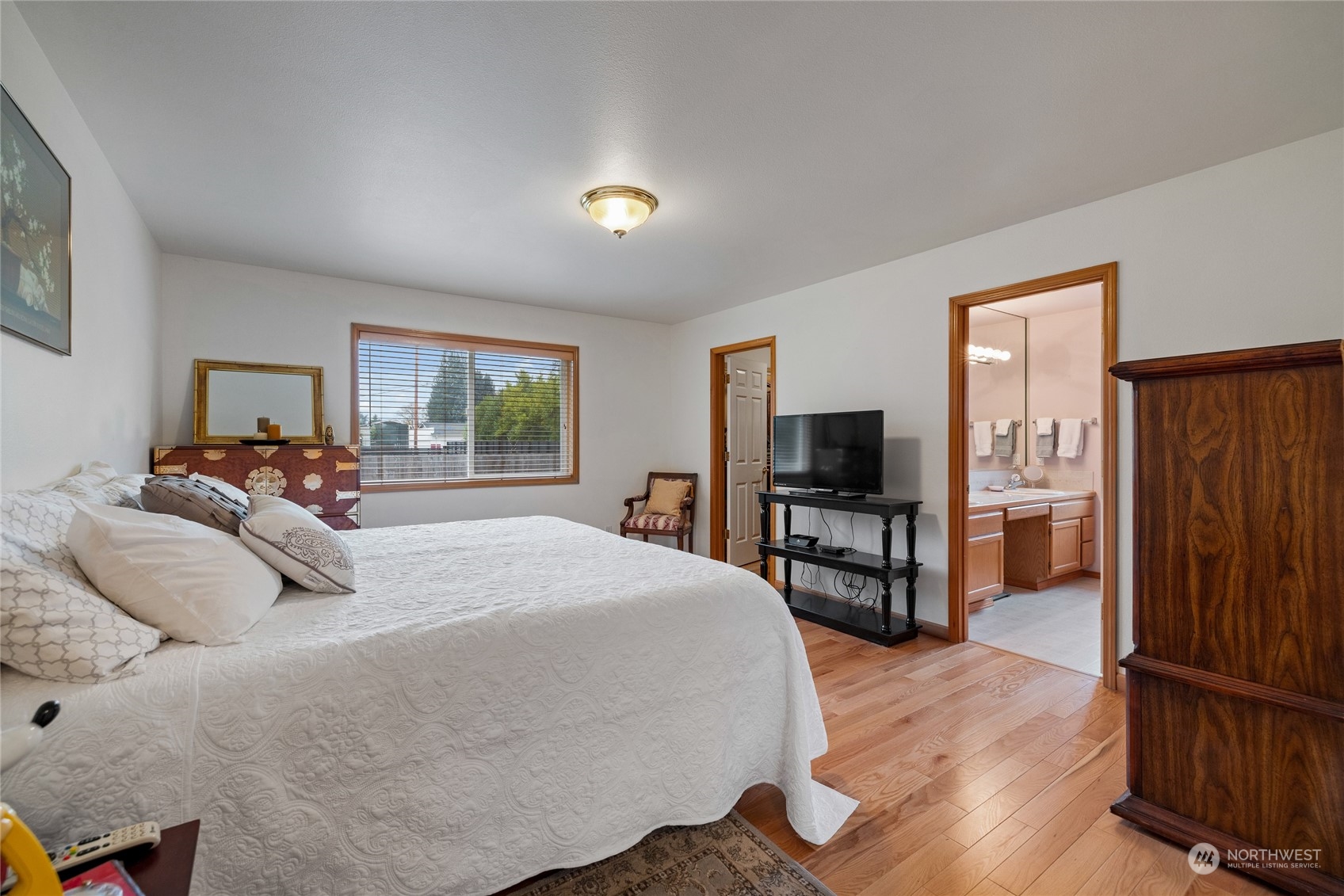 1103 21st Street Pl NW