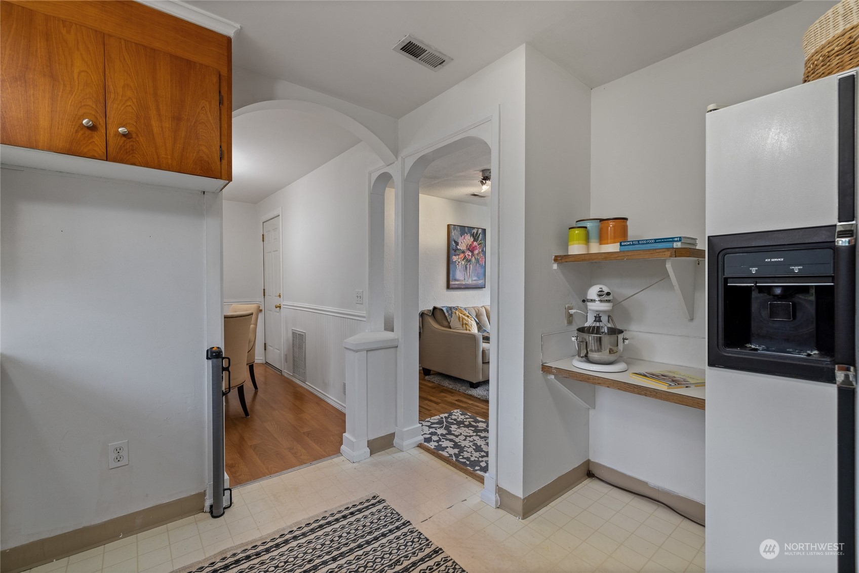 3121 Glendale Drive W