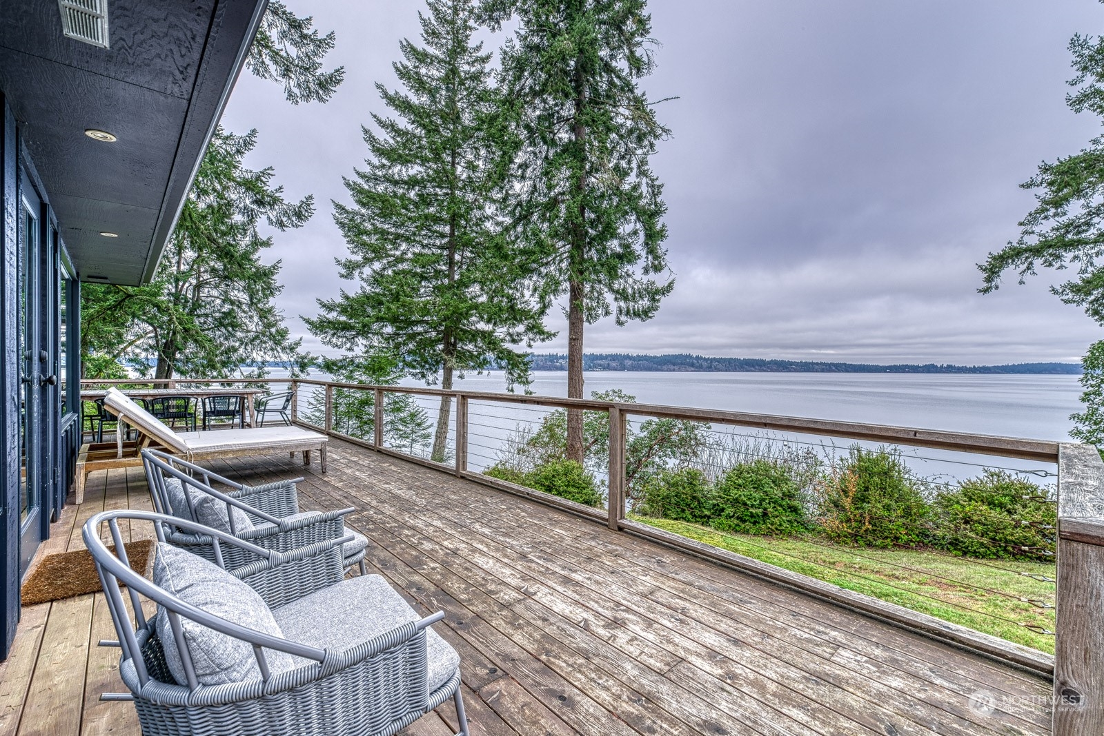 14417 Outer Bay Road