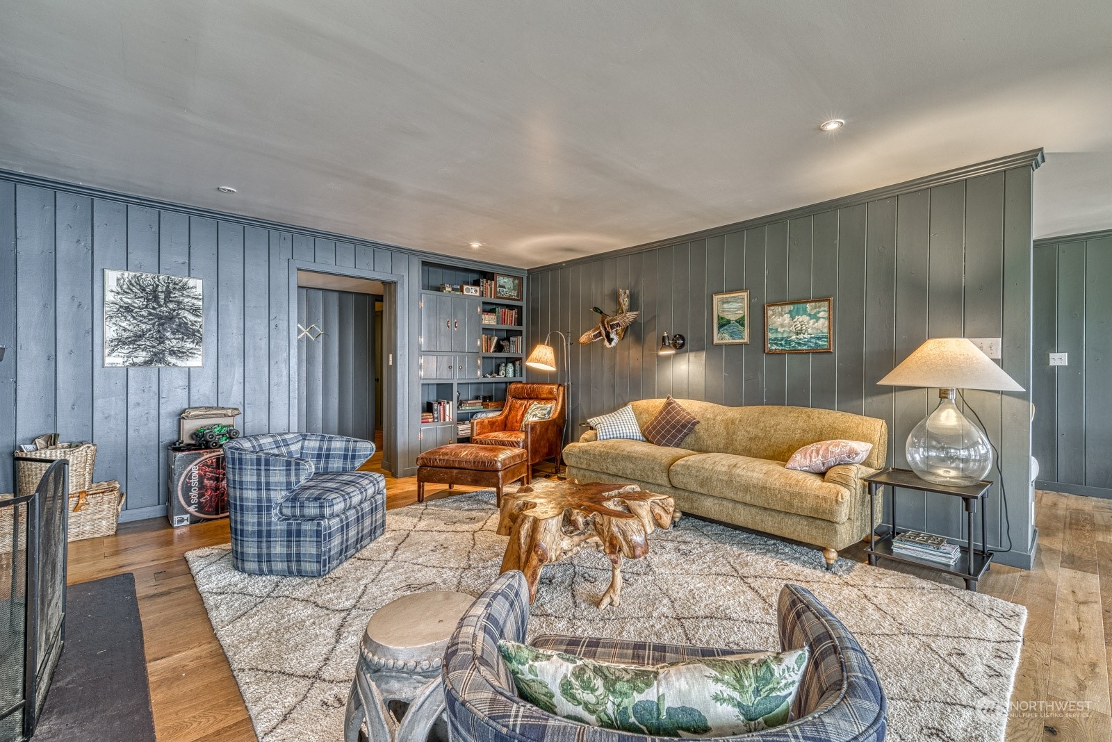 14417 Outer Bay Road