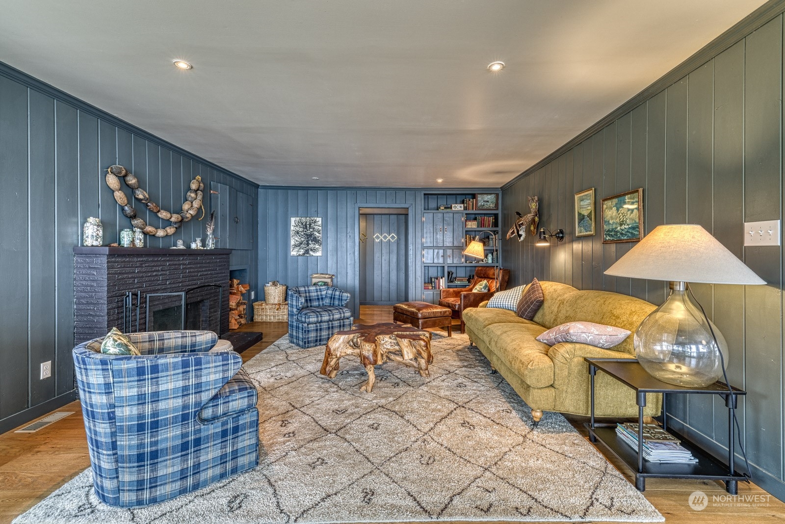 14417 Outer Bay Road