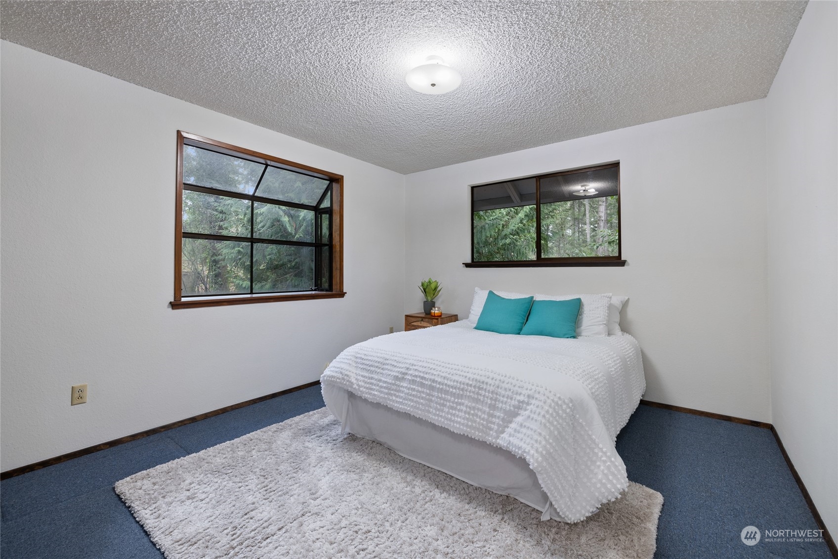 5808 Woodlake Drive W