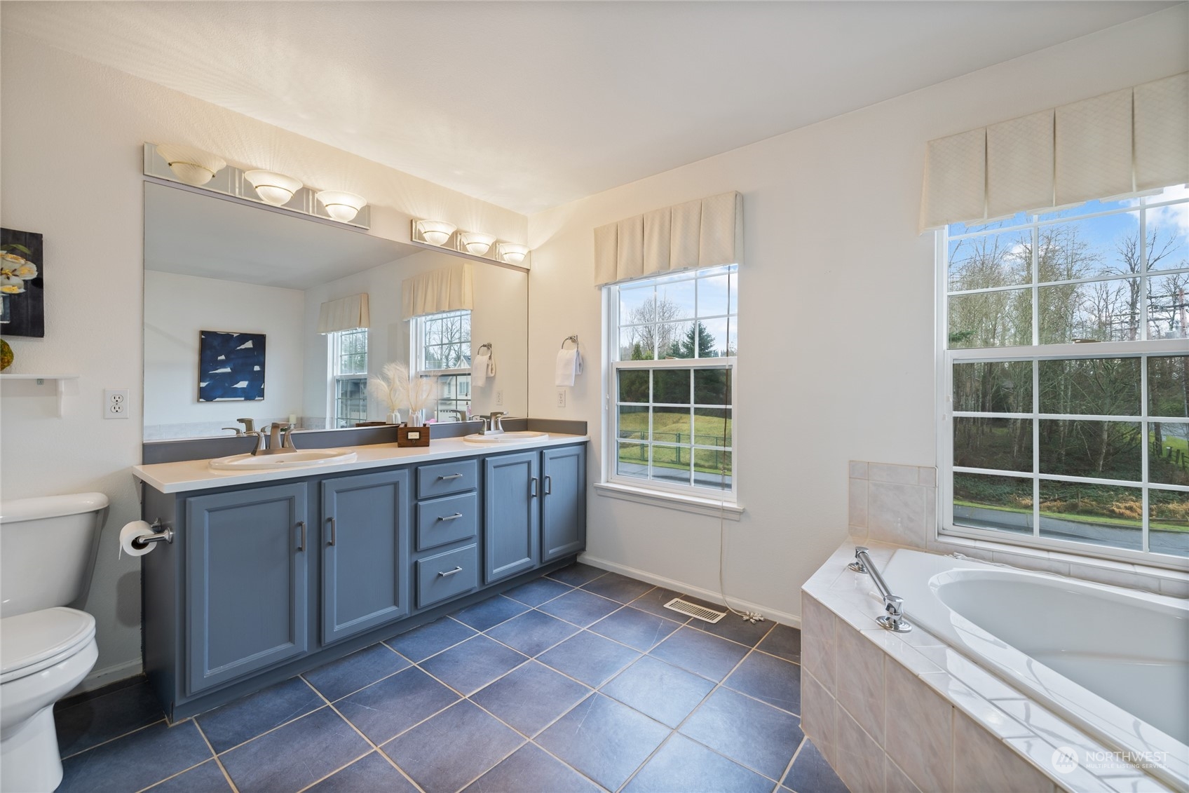 10006 SE 304th Place