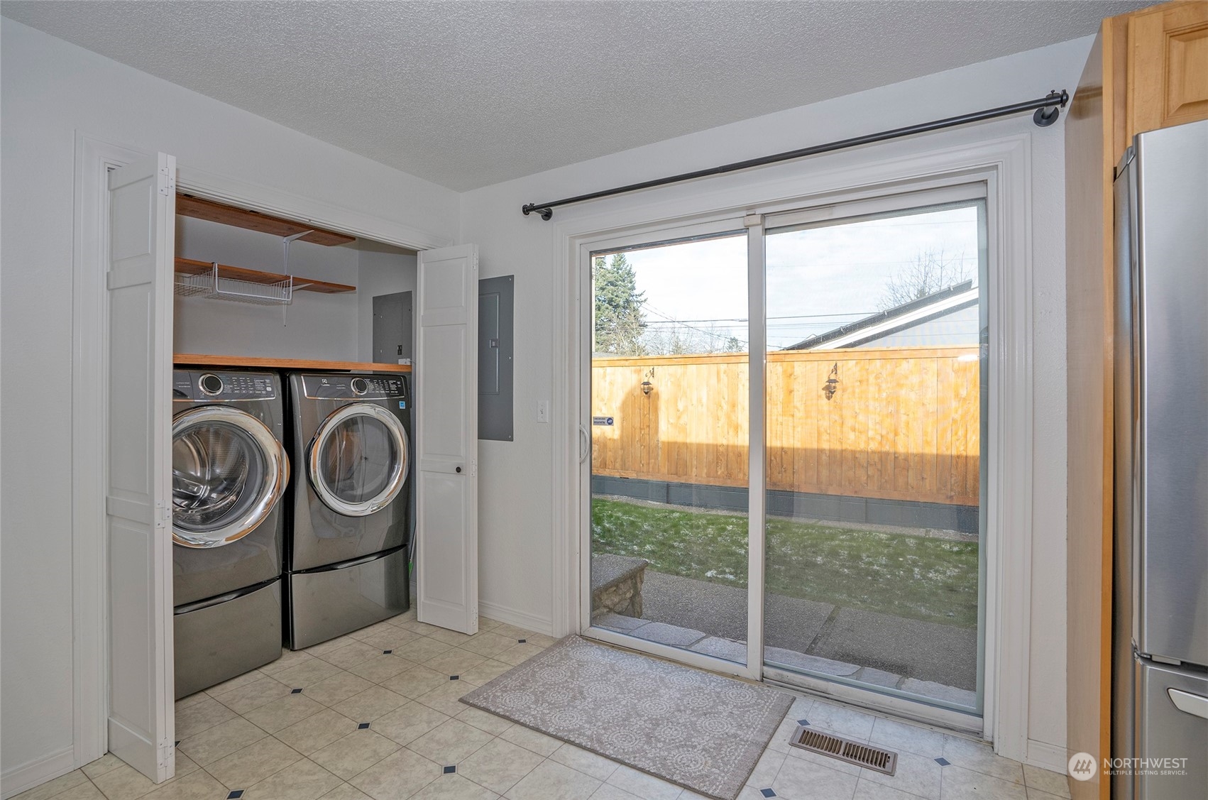 1229 E 67th Street