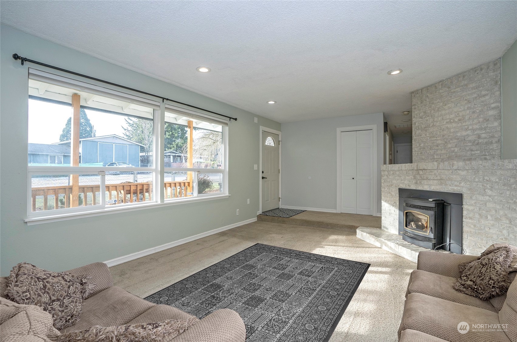 1229 E 67th Street