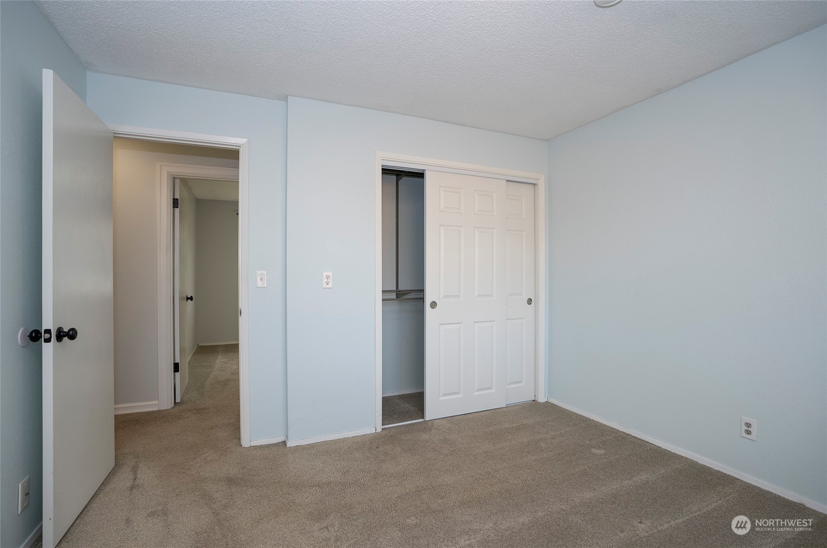 1229 E 67th Street