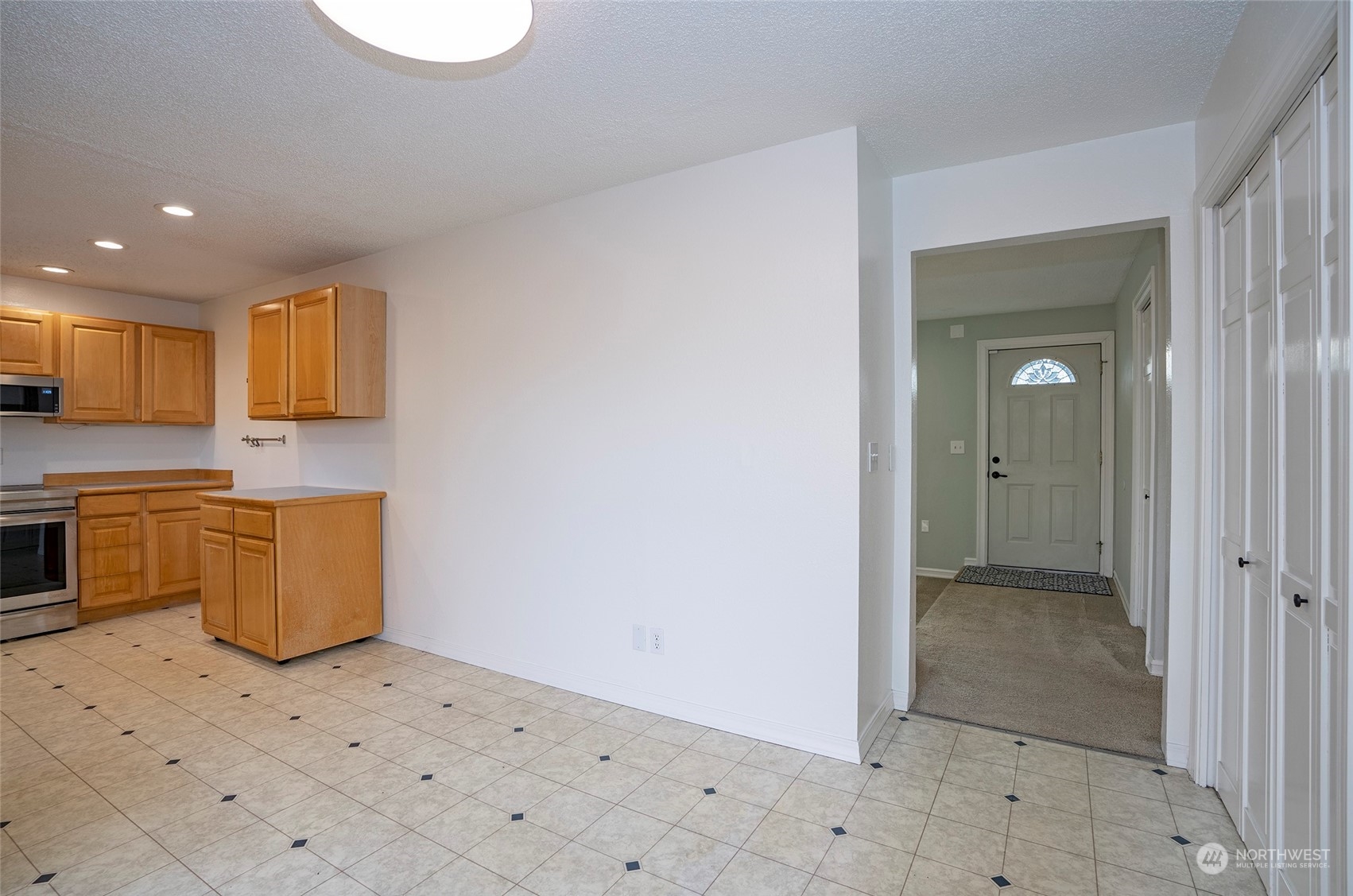 1229 E 67th Street