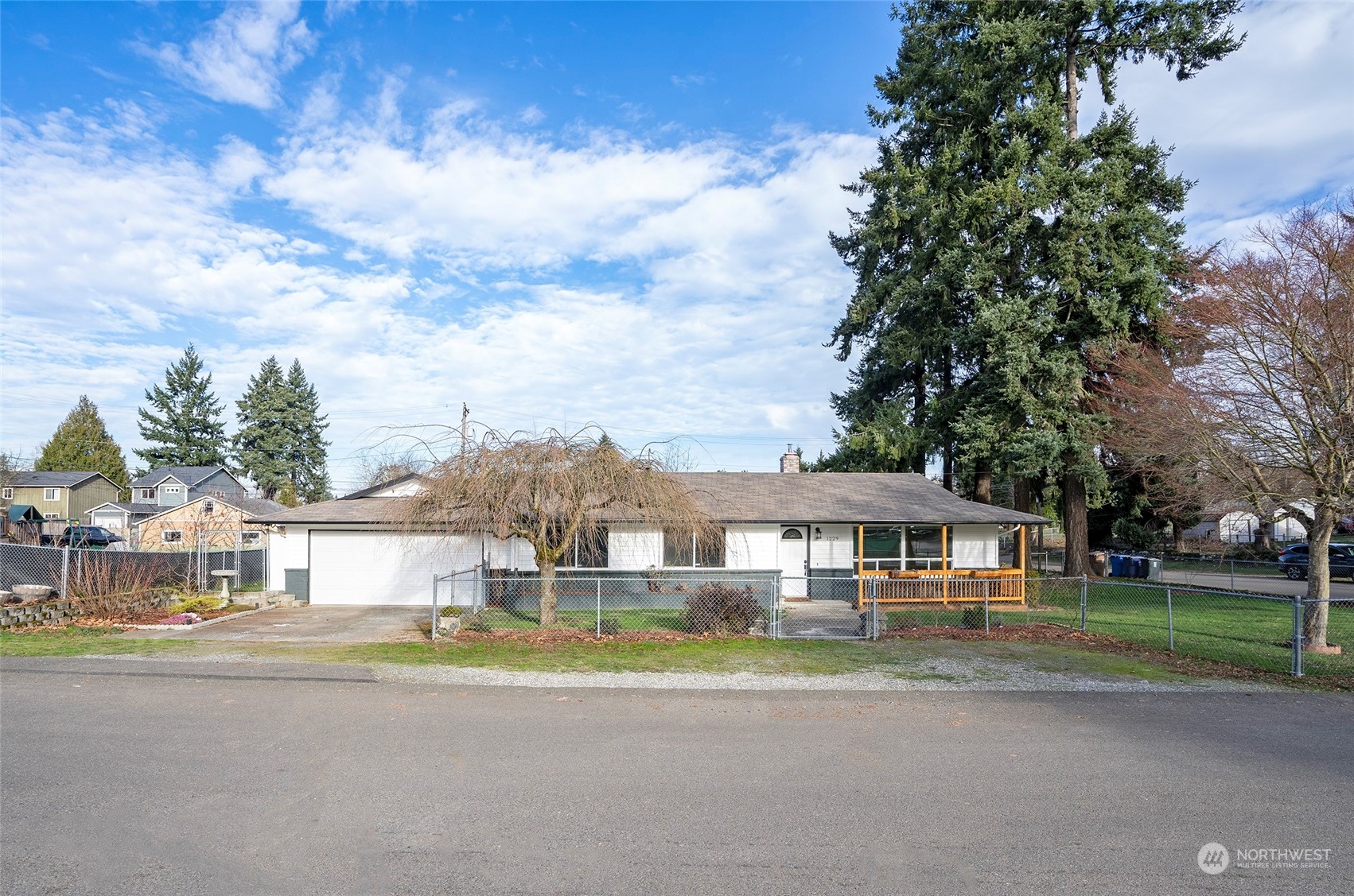 1229 E 67th Street