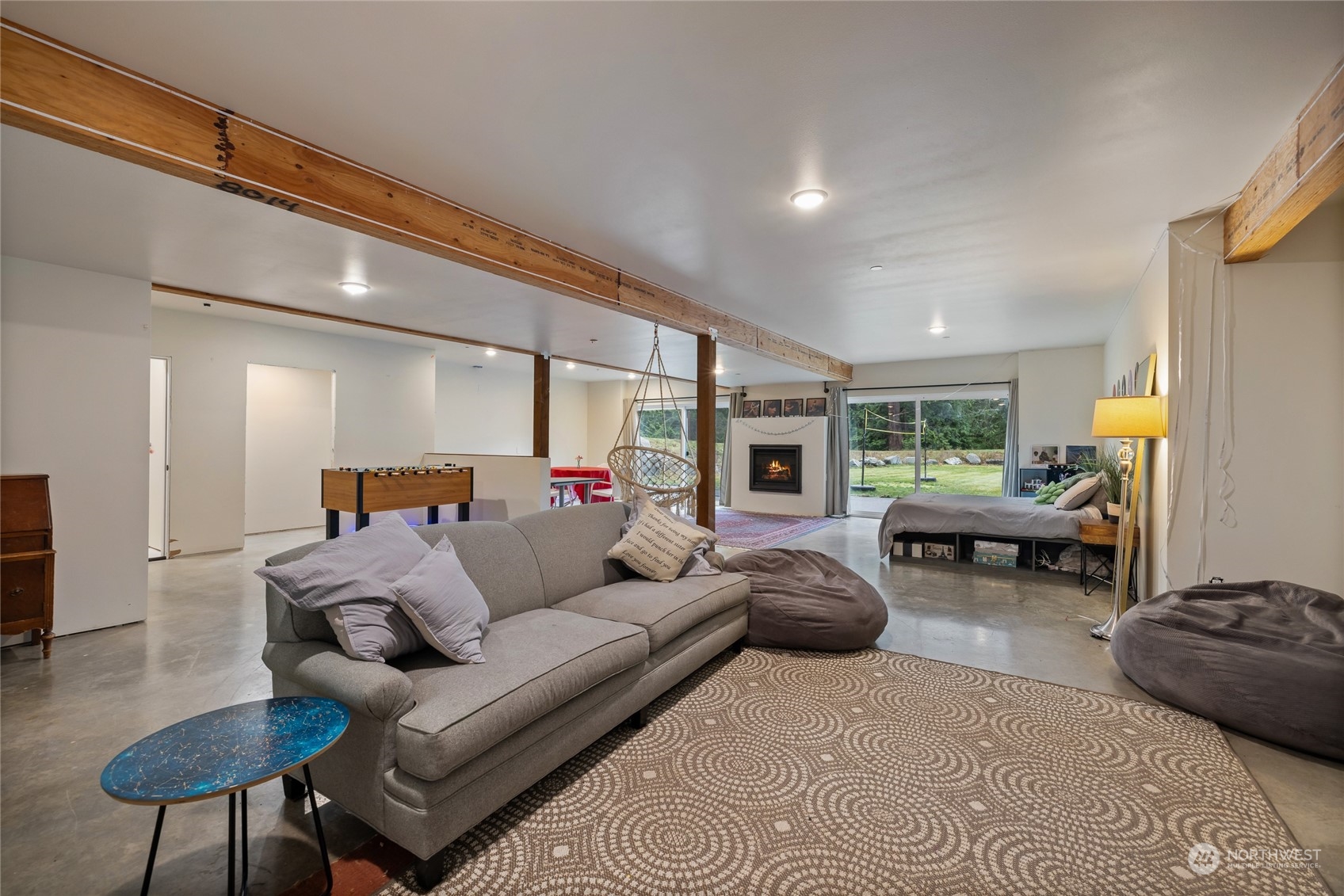 12923 Thomas Road NW