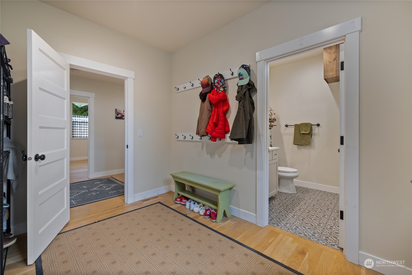 12923 Thomas Road NW