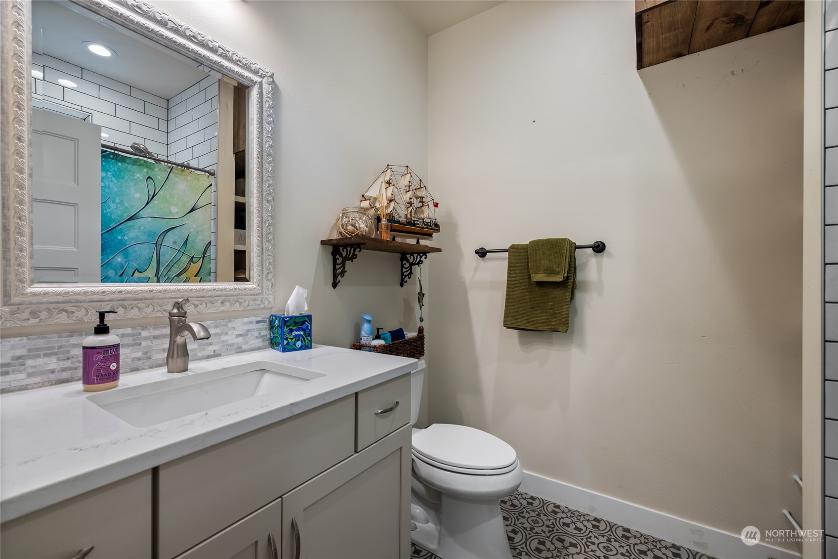 12923 Thomas Road NW