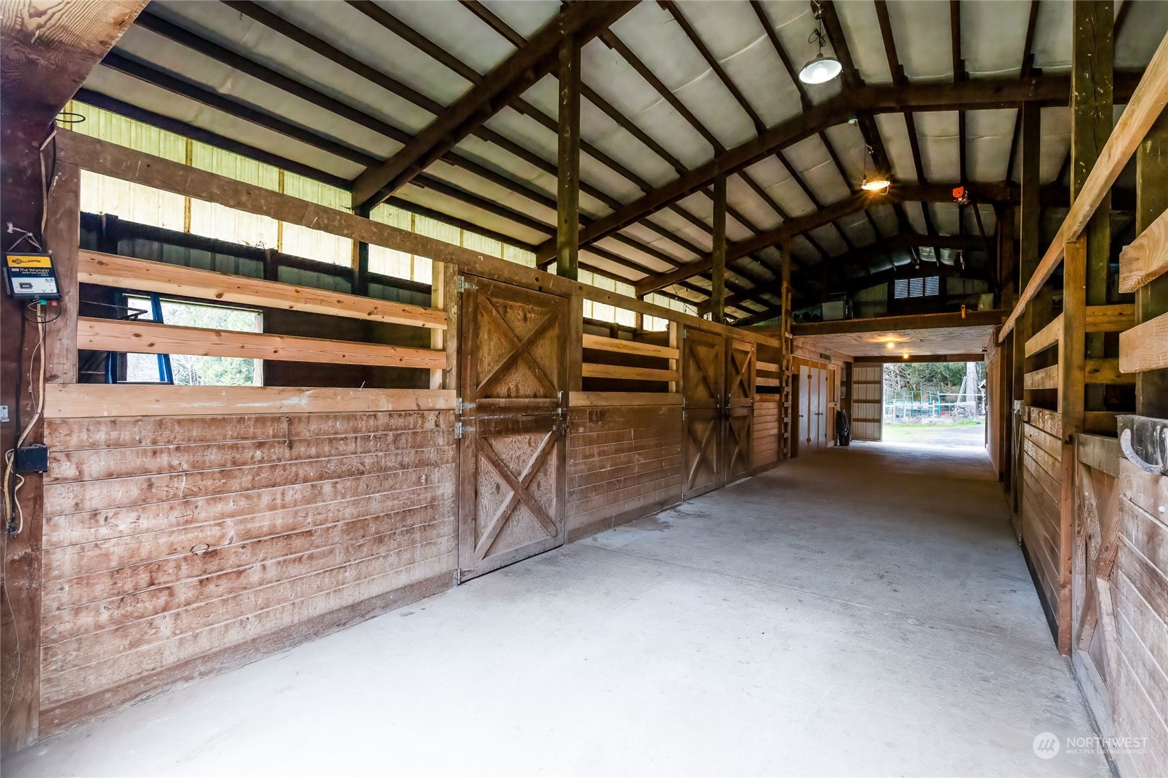 12923 Thomas Road NW