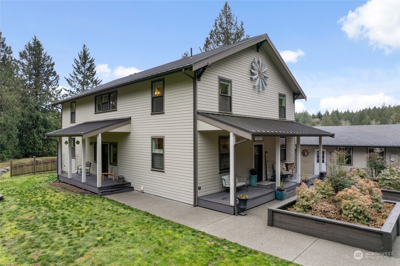 12923 Thomas Road NW