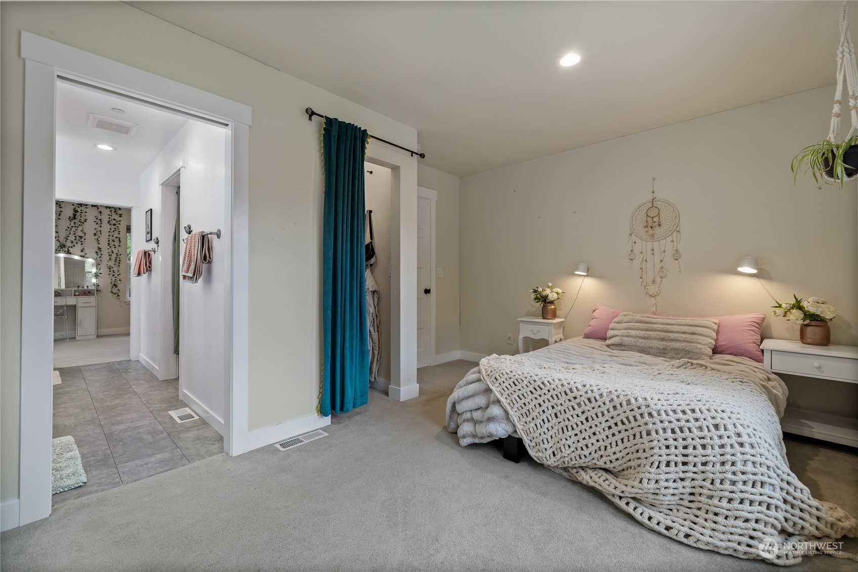 12923 Thomas Road NW