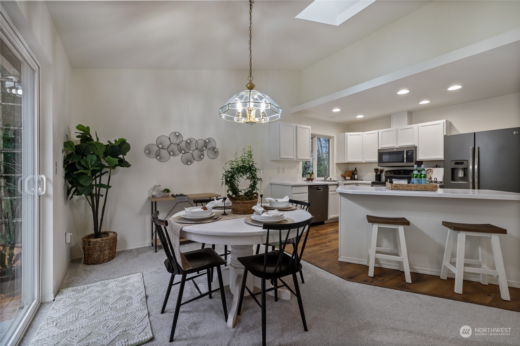 1166 Leschi Drive