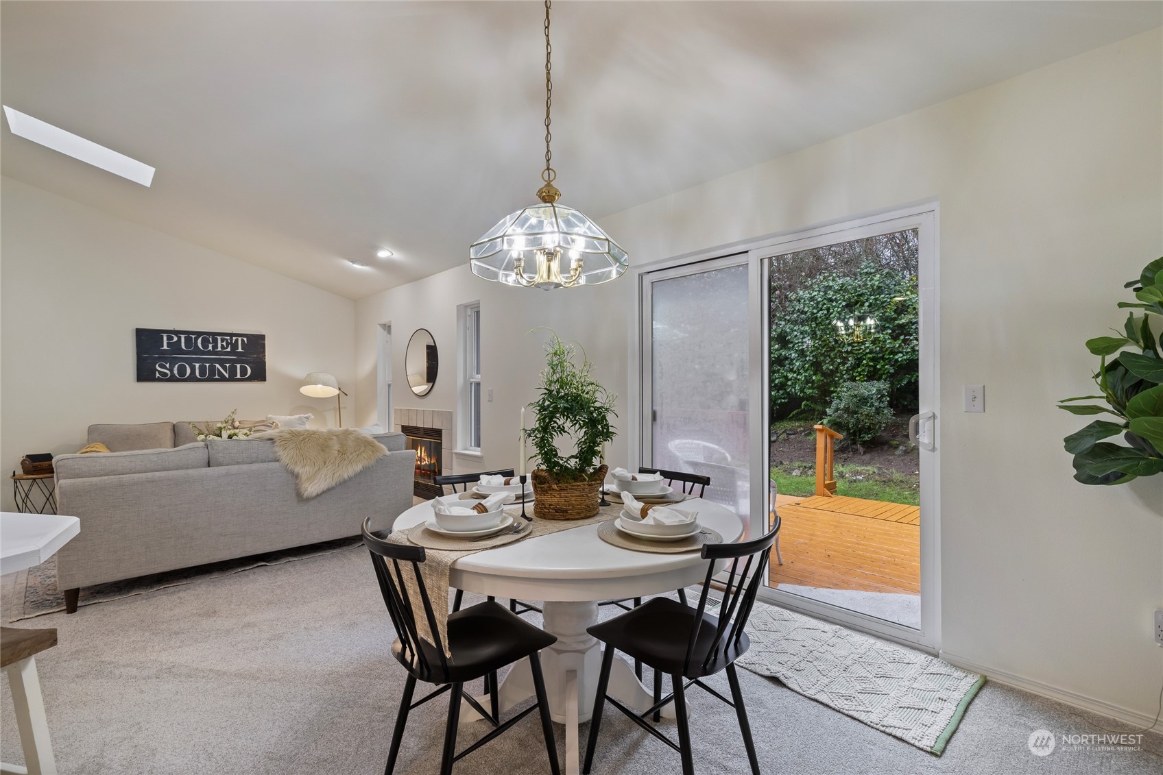 1166 Leschi Drive