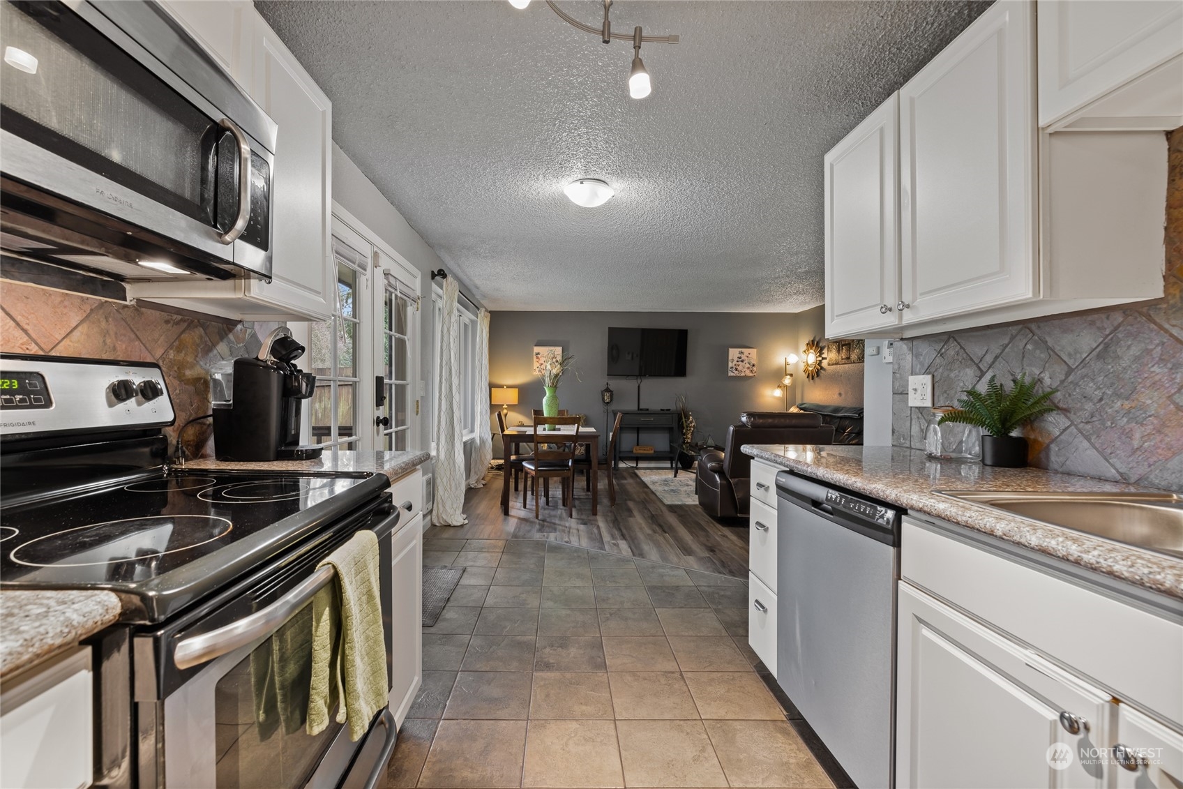 13055 Pacific Highway SW #B