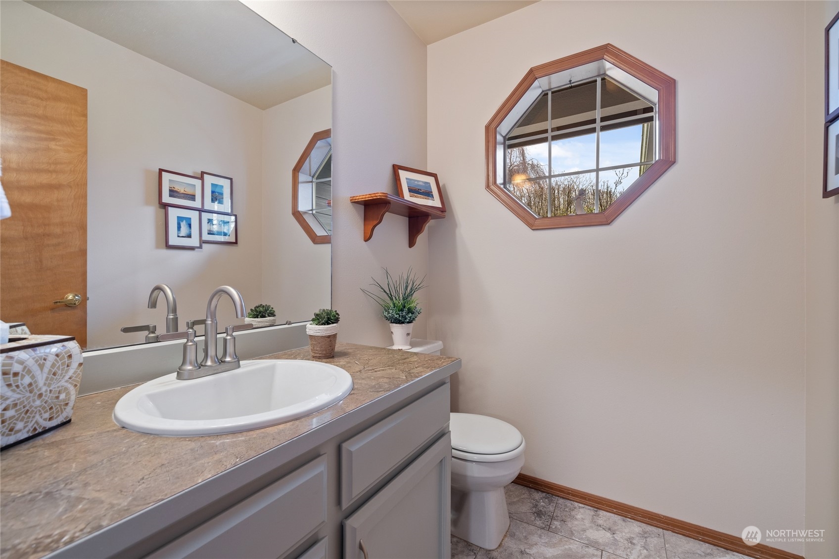 1719 25th Street Pl SW