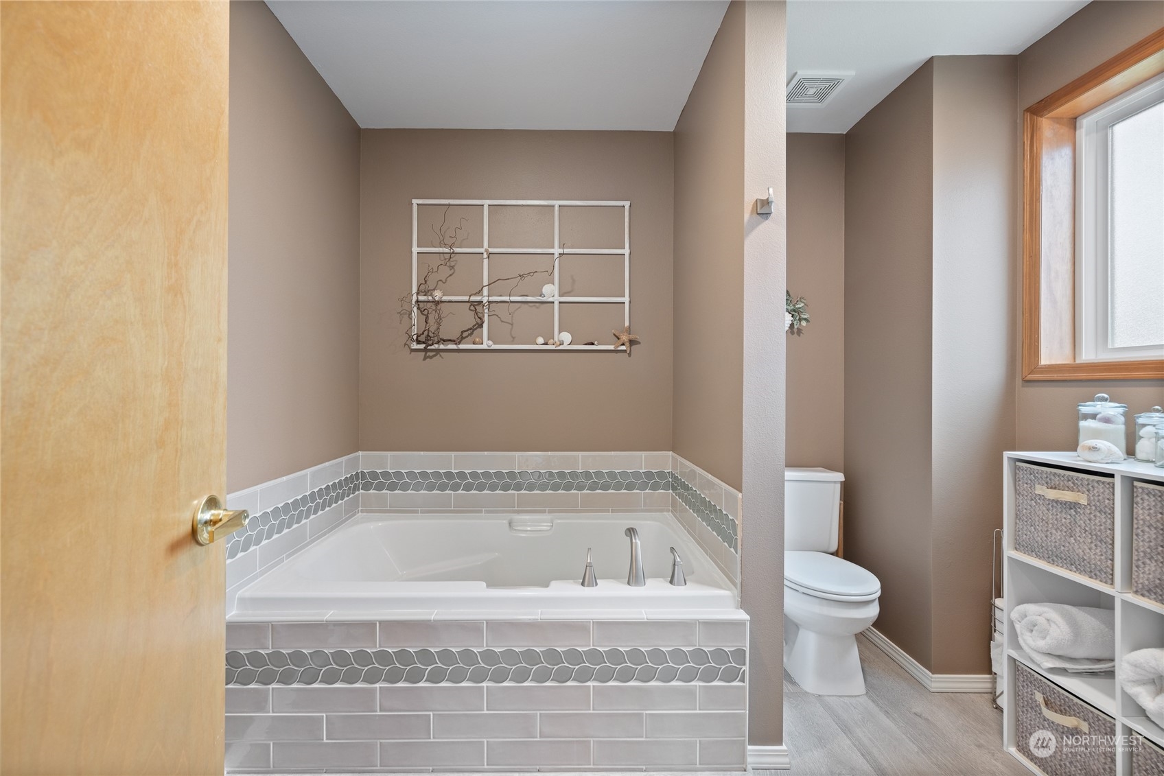 1719 25th Street Pl SW