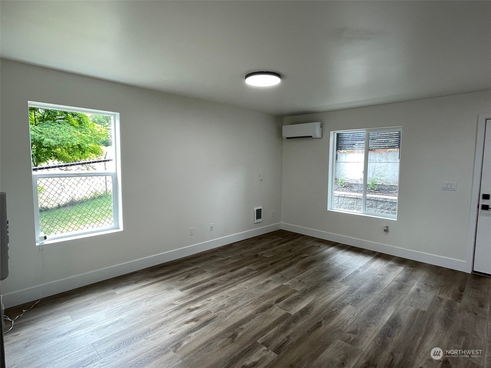 2367 S Yakima Avenue