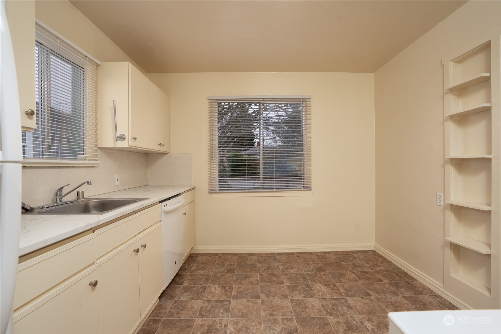 1048 S Howard Street