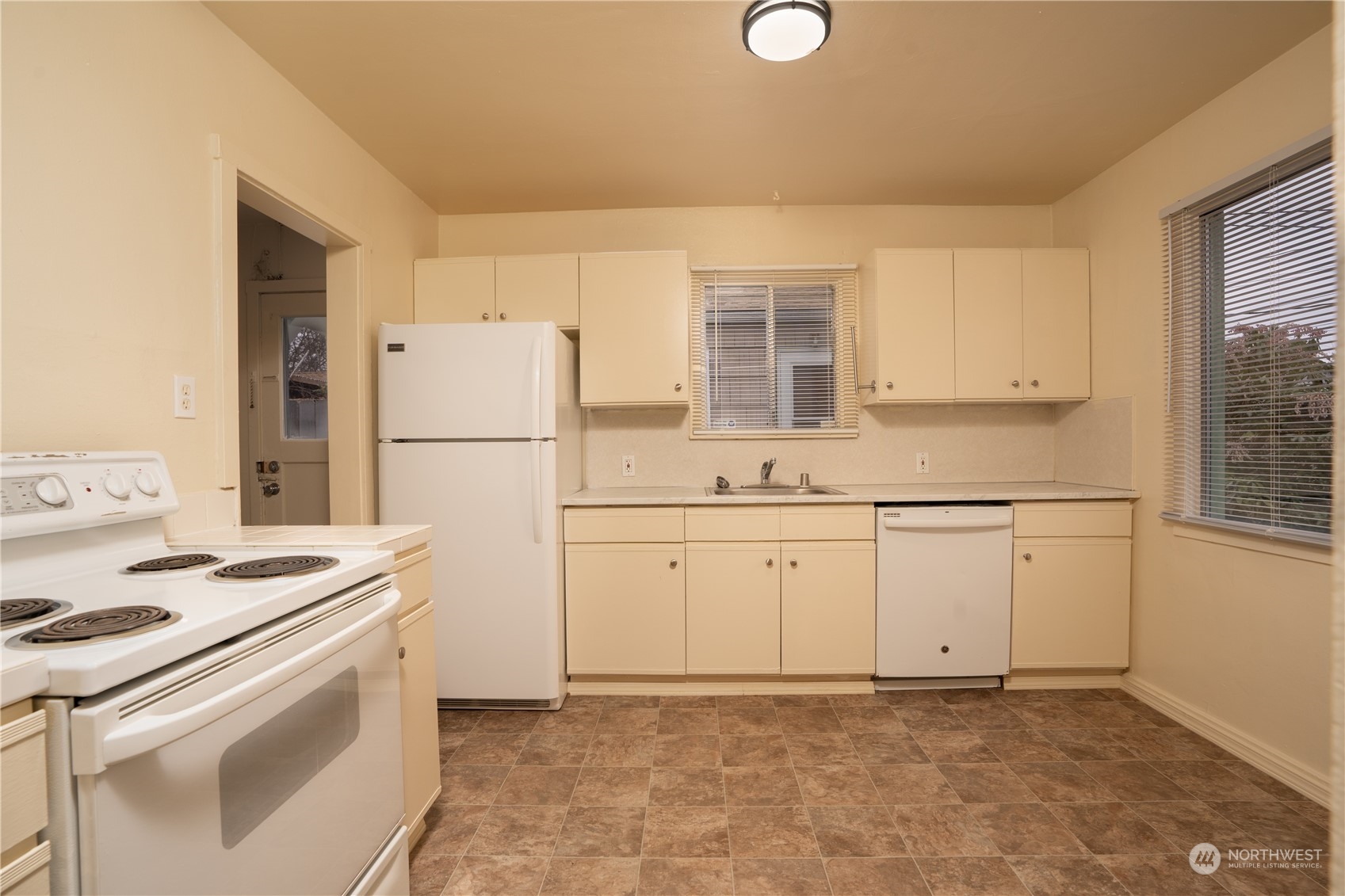 1048 S Howard Street