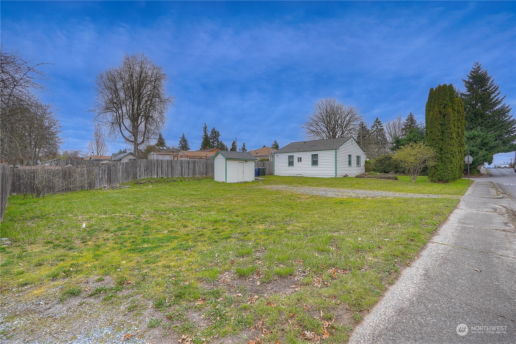 1048 S Howard Street