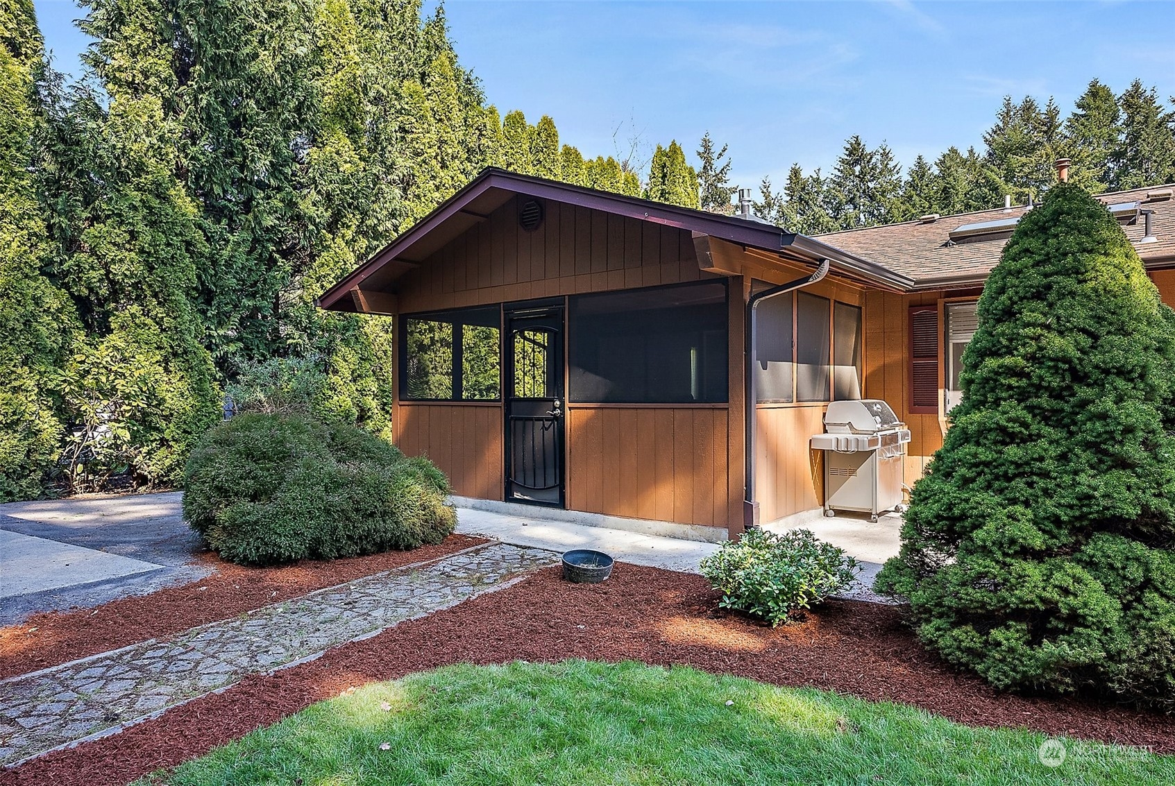 4709 Archer Drive SE, -6044