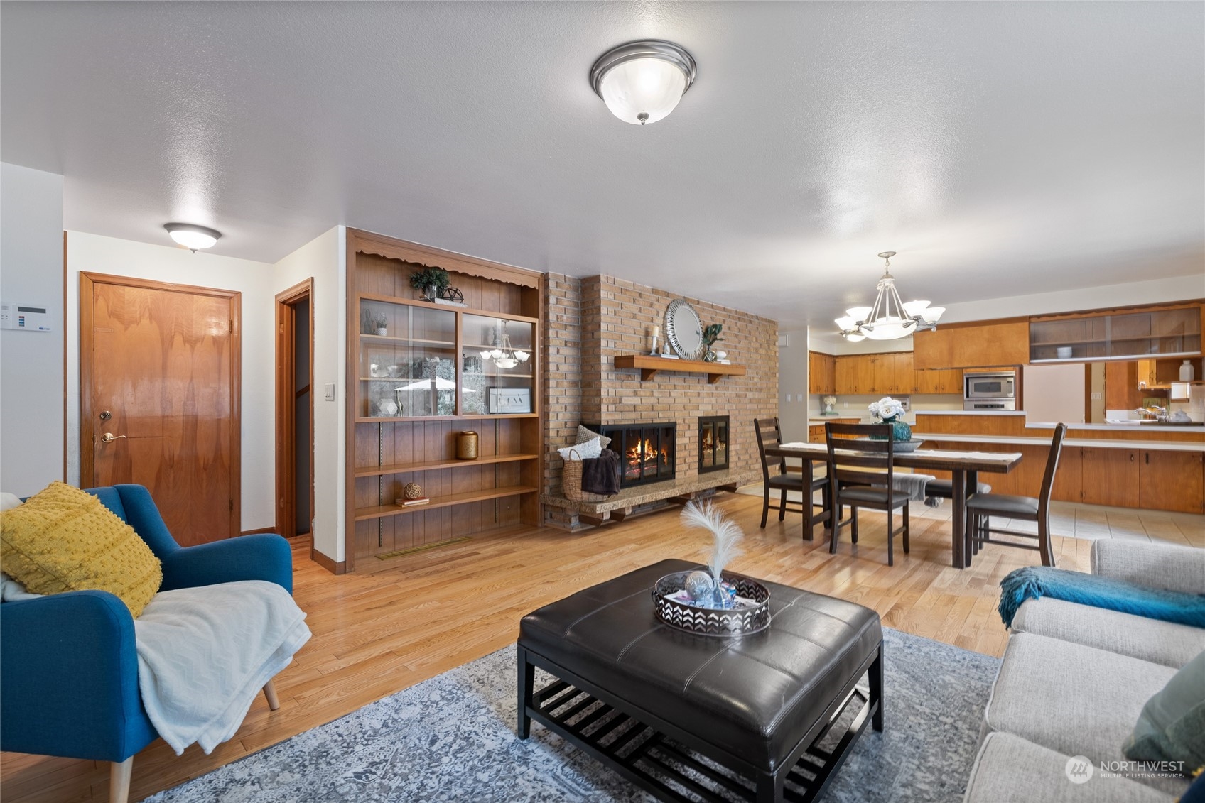 11016 Lake Steilacoom Drive SW