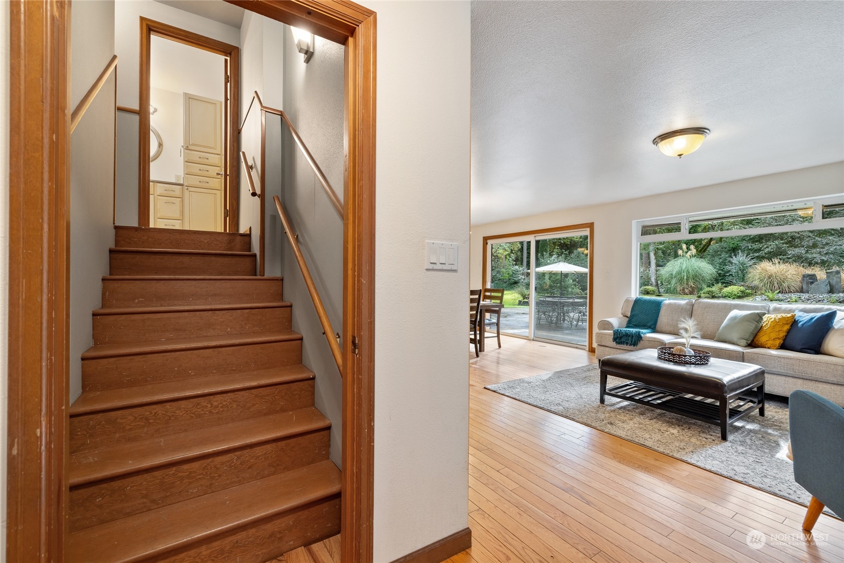 11016 Lake Steilacoom Drive SW