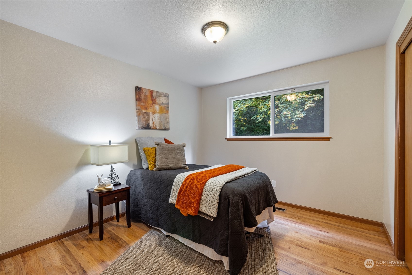 11016 Lake Steilacoom Drive SW