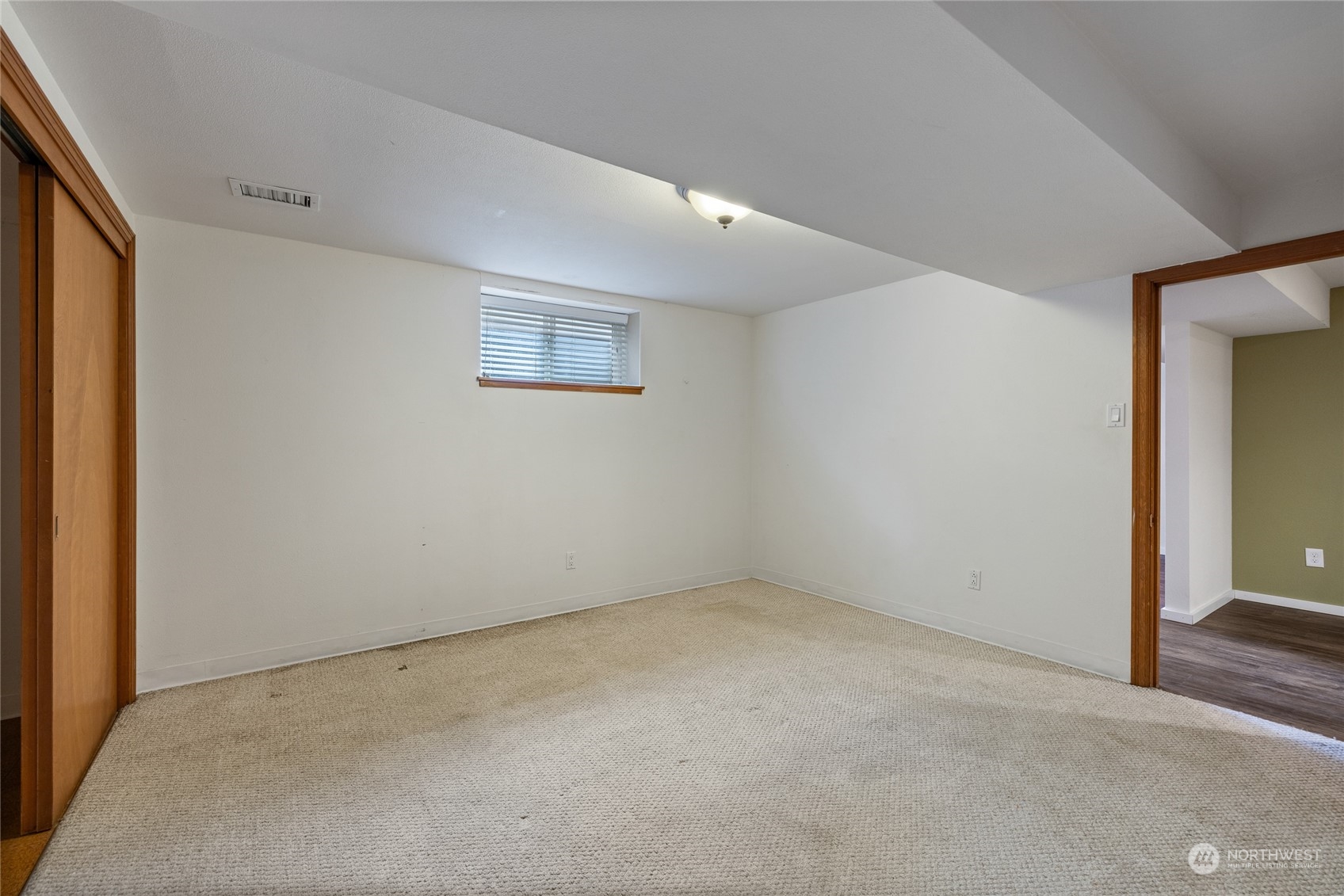 11016 Lake Steilacoom Drive SW