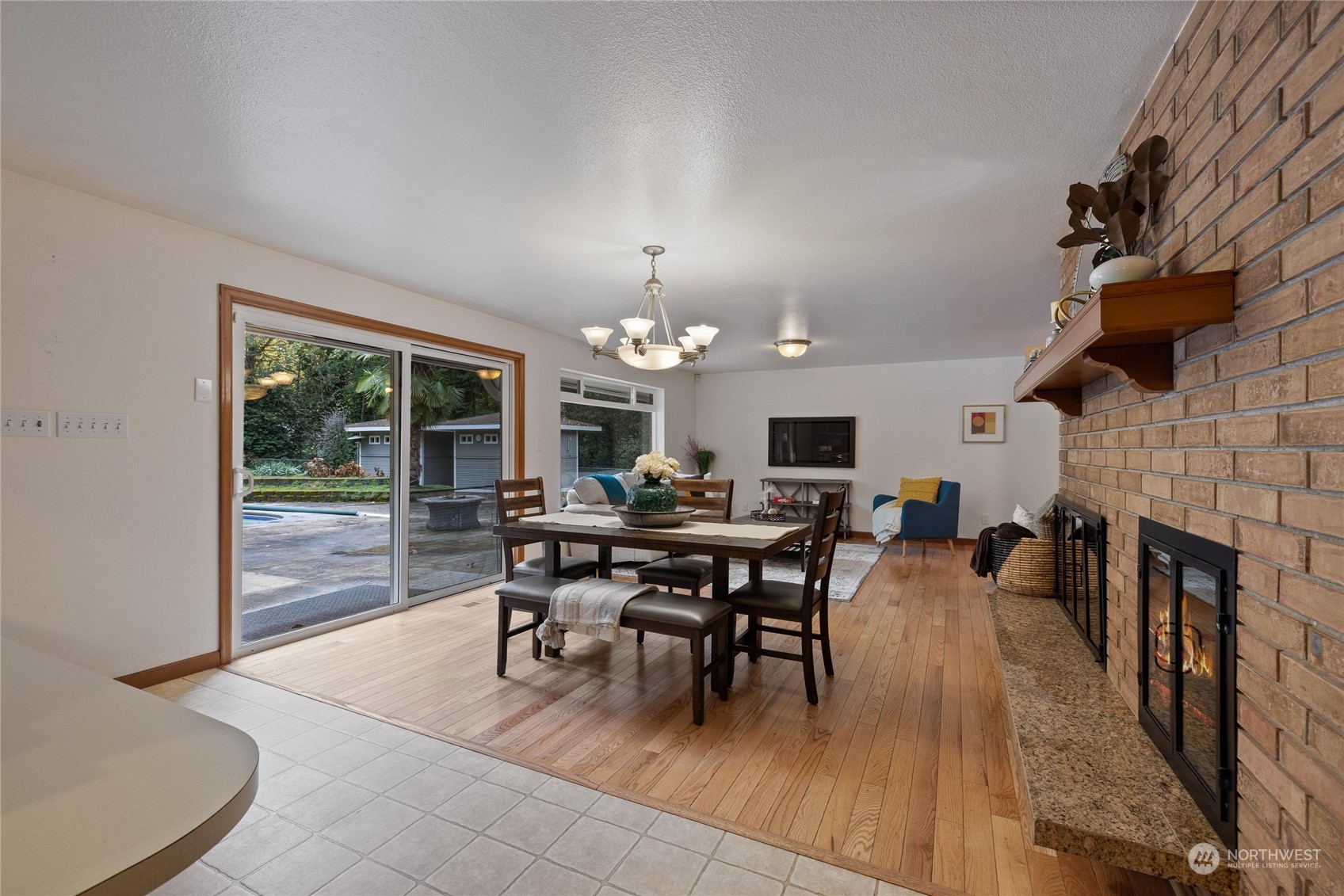 11016 Lake Steilacoom Drive SW