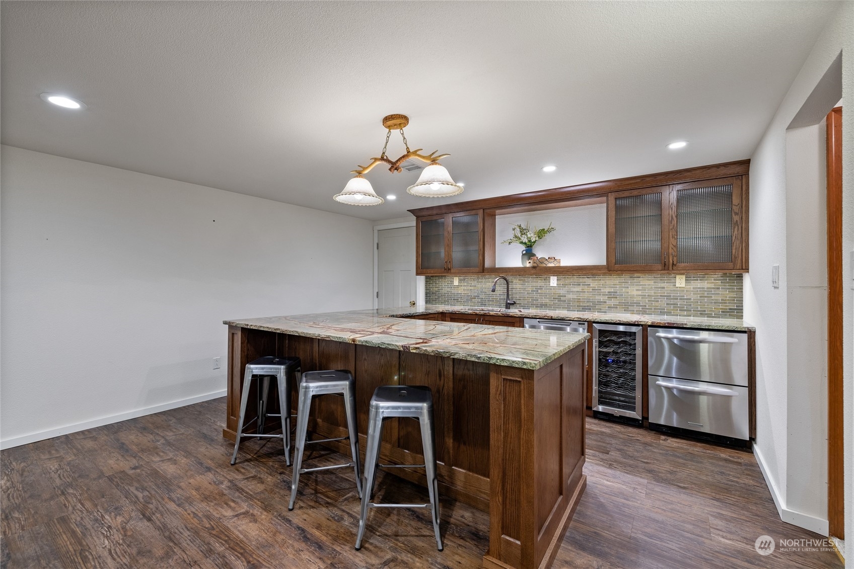 11016 Lake Steilacoom Drive SW