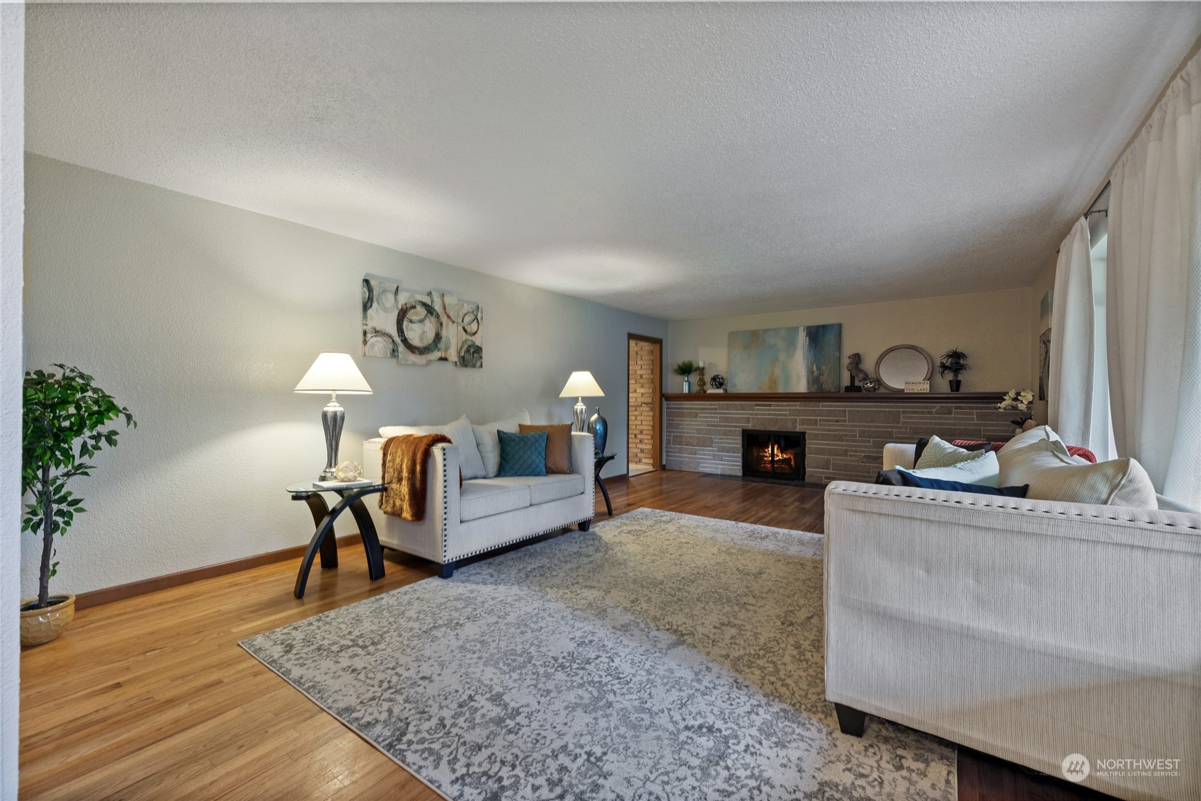 11016 Lake Steilacoom Drive SW