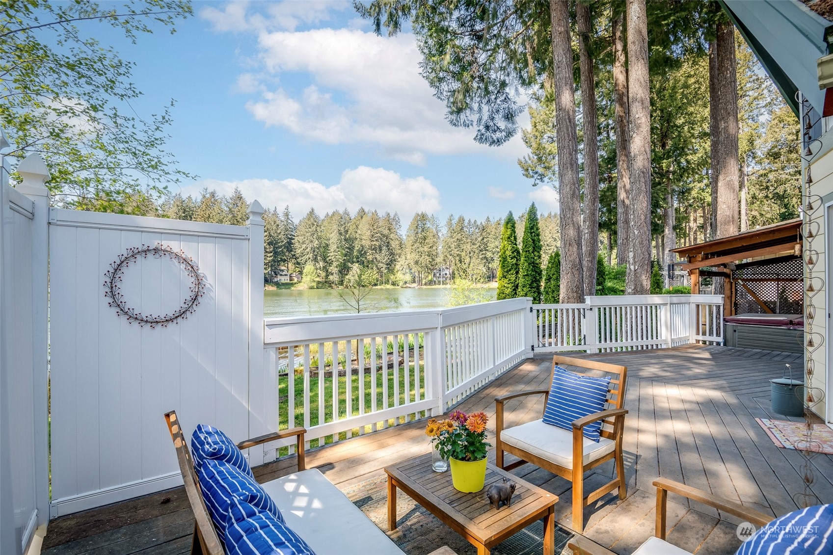 19122 21st Street SW