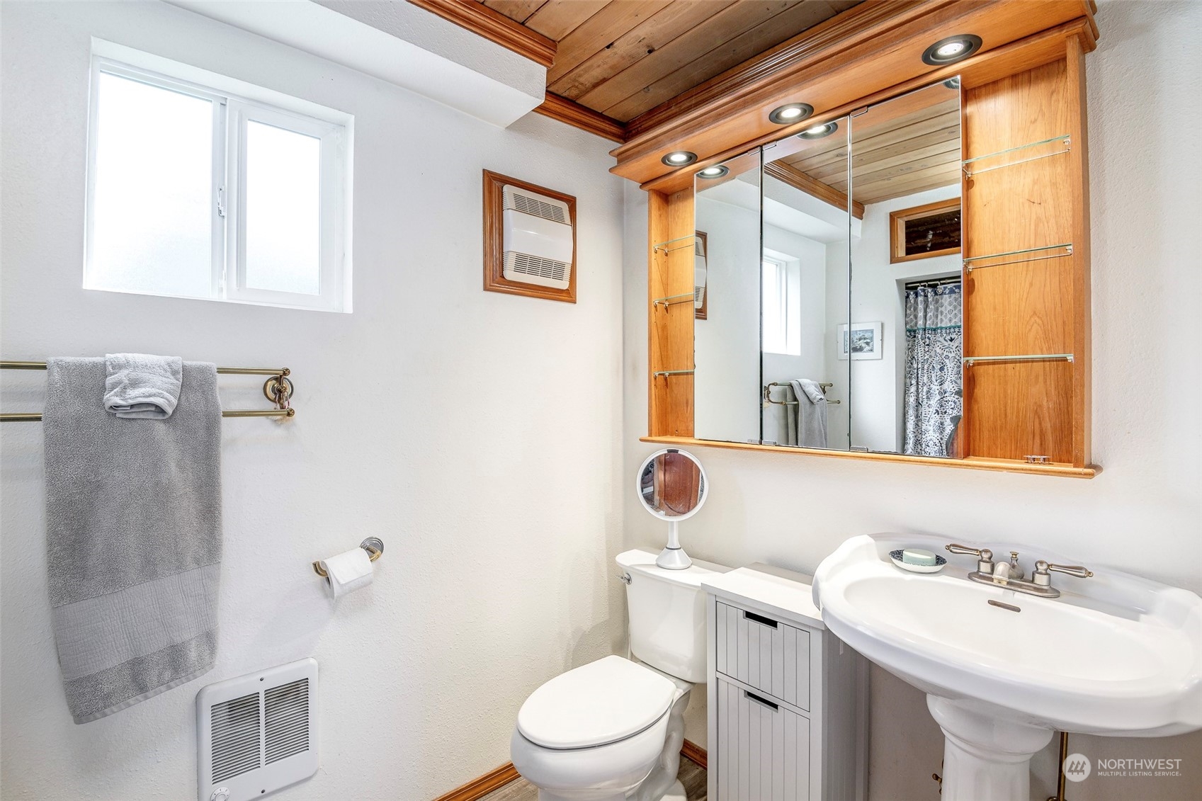 19122 21st Street SW