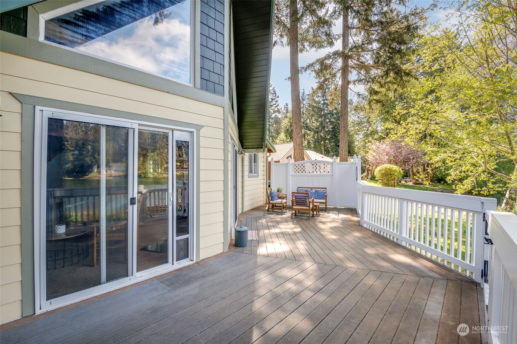 19122 21st Street SW