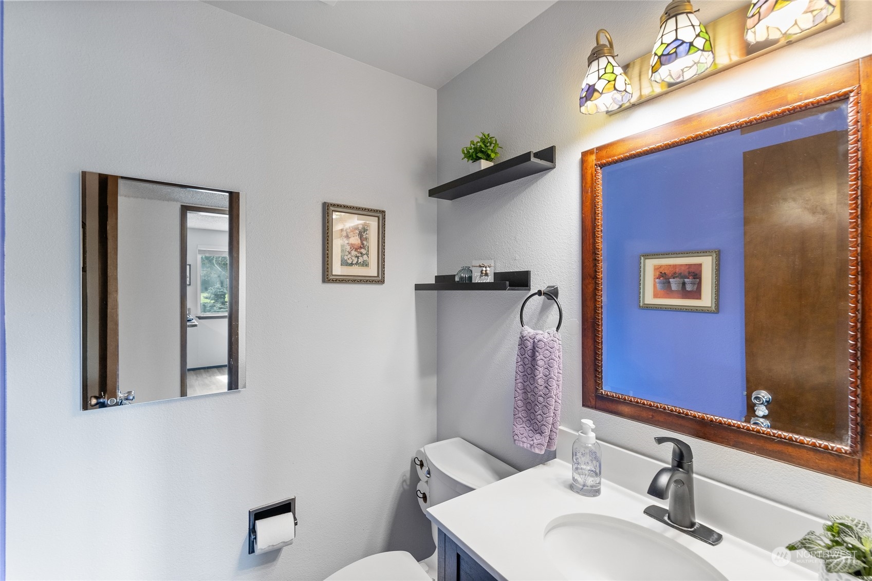 8410 Zircon Drive SW