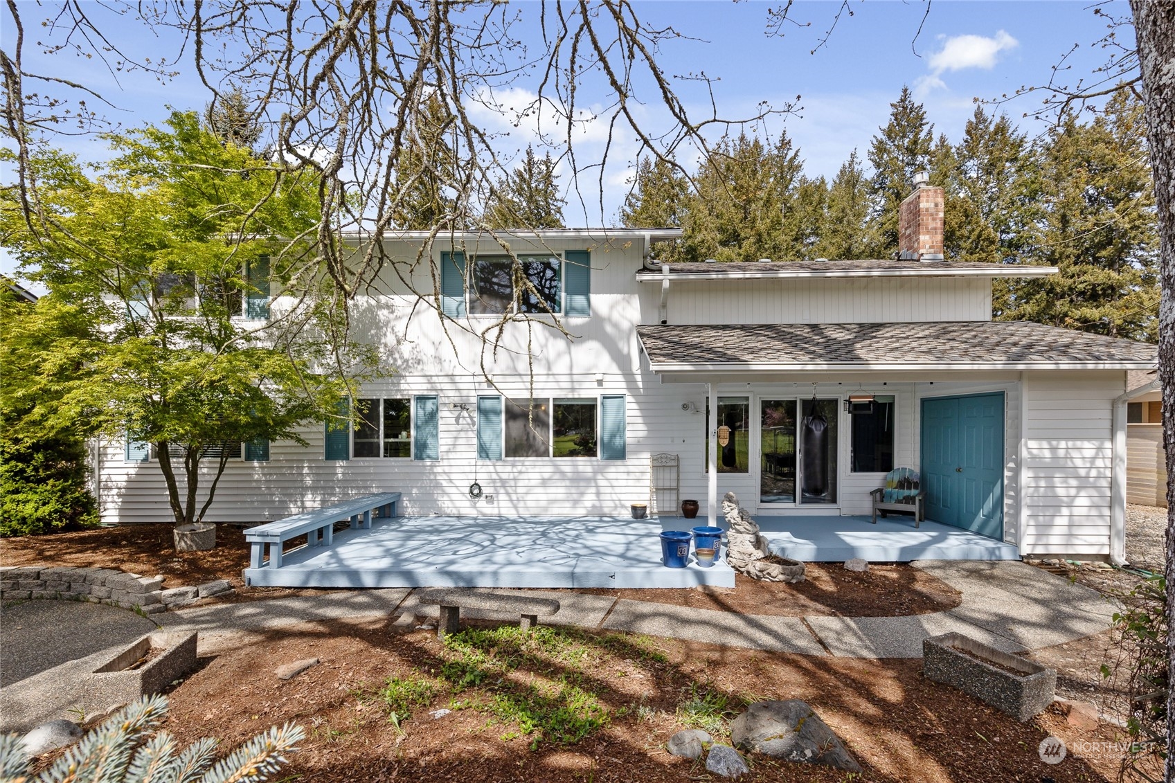 8410 Zircon Drive SW