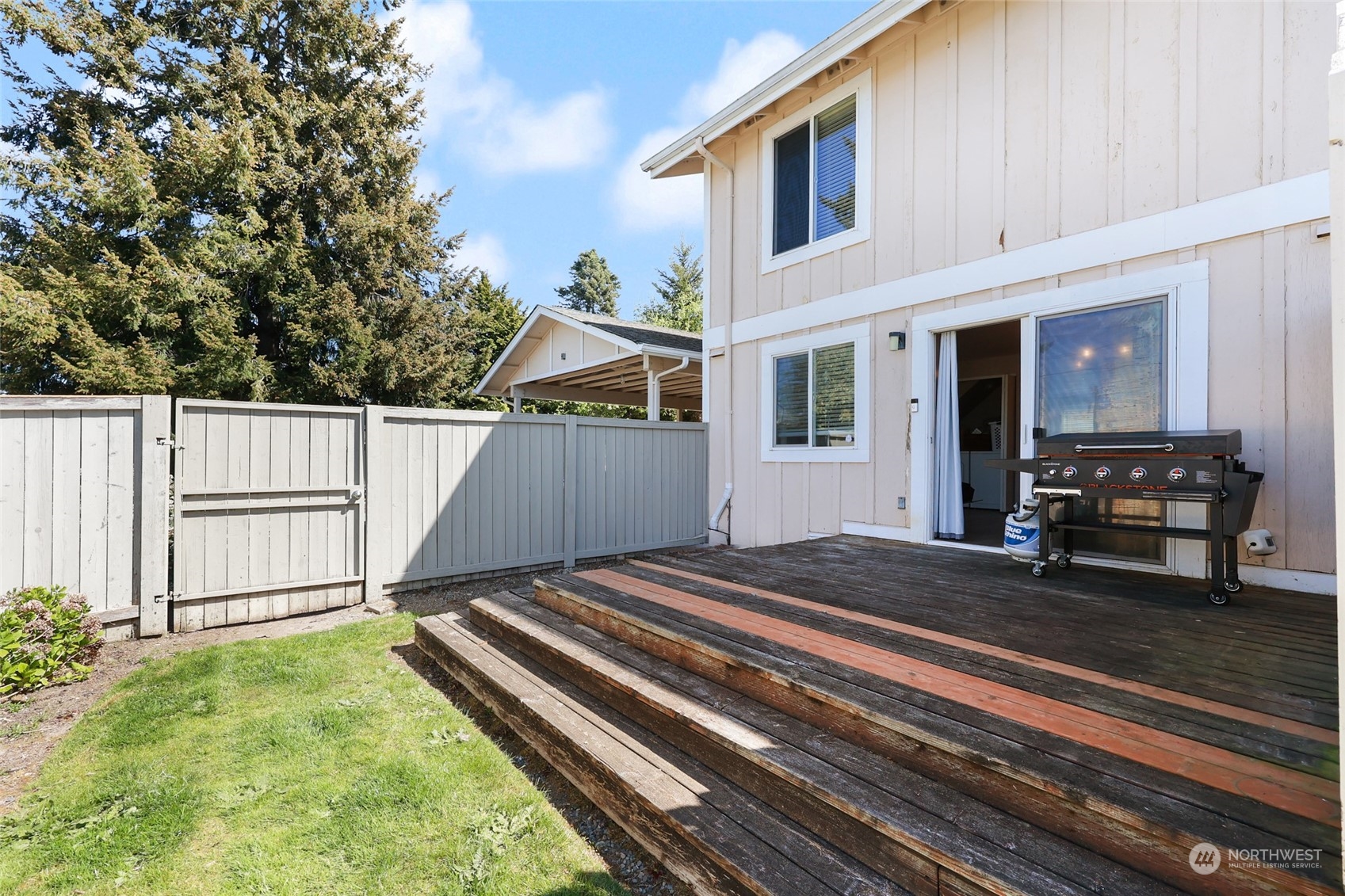 2615 Mountain View Avenue W #A-8