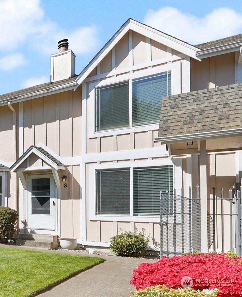 2615 Mountain View Avenue W #A-8